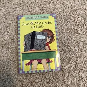 3/$15 🛍️ Junie B., First Grader (at last!) softcover book by Barbara Park
